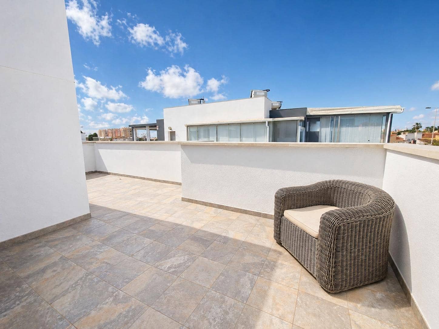 3 soveværelse Rækkehus til salg i Torrevieja med swimmingpool - € 339.000 (Ref: 9851803)