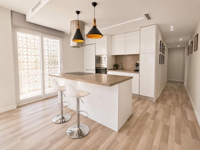 2 makuuhuone Huoneisto myytävänä paikassa Torrevieja - 318 000 € (Ref: 9855521)
