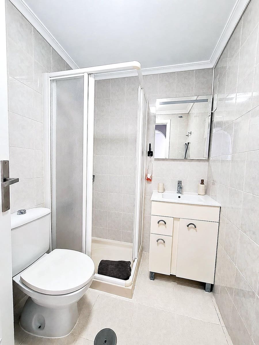 2 sovrum Takvåning till salu i Torrevieja - 169 000 € (Ref: 9857646)