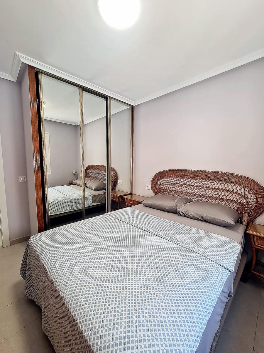 2 sovrum Takvåning till salu i Torrevieja - 169 000 € (Ref: 9857646)
