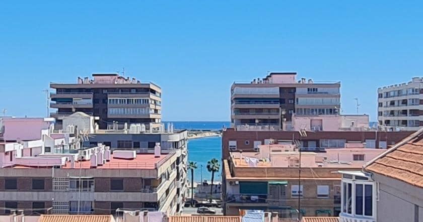 2 chambre Penthouse à vendre à Torrevieja - 155 000 € (Ref: 9857646)