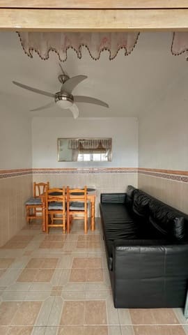 2 makuuhuone Huoneisto myytävänä paikassa Torrevieja mukana uima-altaan - 140 000 € (Ref: 9884850)
