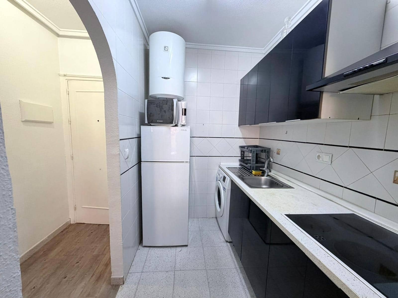 Apartamento de 1 habitación en Torrevieja en venta con piscina - 95.000 € (Ref: 9938249)