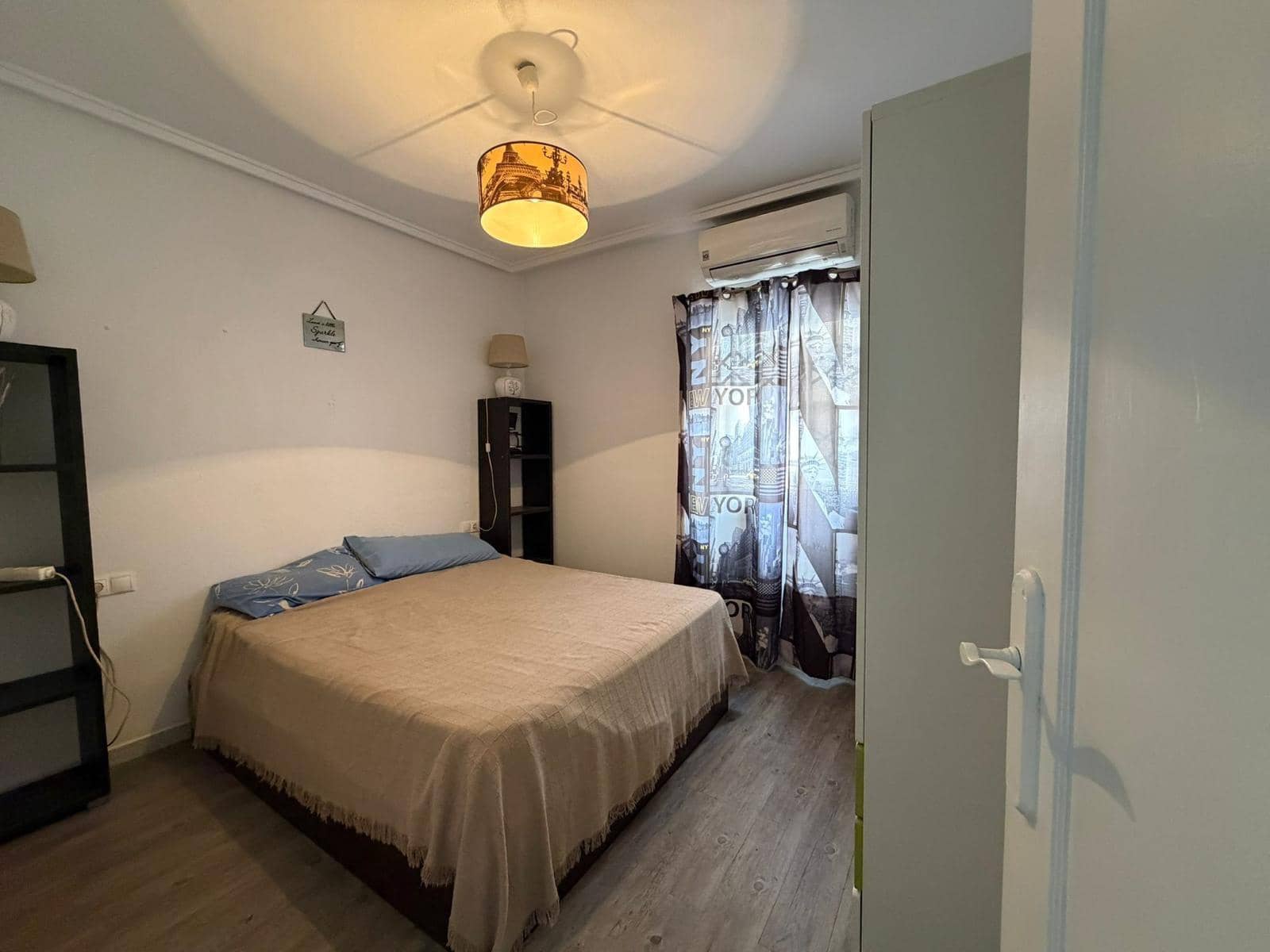 Apartamento de 1 habitación en Torrevieja en venta con piscina - 95.000 € (Ref: 9938249)