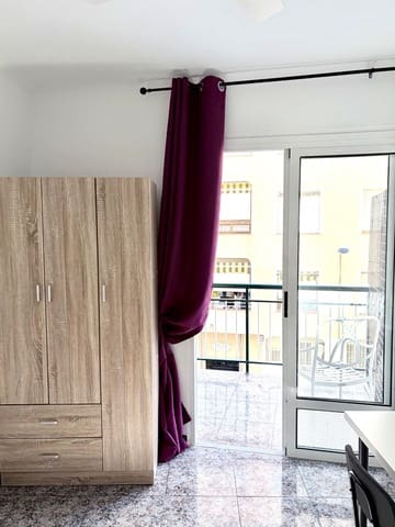 6 soverom Leilighet til leie i Playa del Cura, Torrevieja - € 340 (Ref: 9990761)