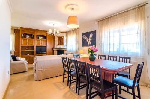 5 soveværelse Villa til salg i Lloret de Mar med swimmingpool - € 550.000 (Ref: 9715214)