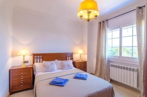 5 soveværelse Villa til salg i Lloret de Mar med swimmingpool - € 550.000 (Ref: 9715214)