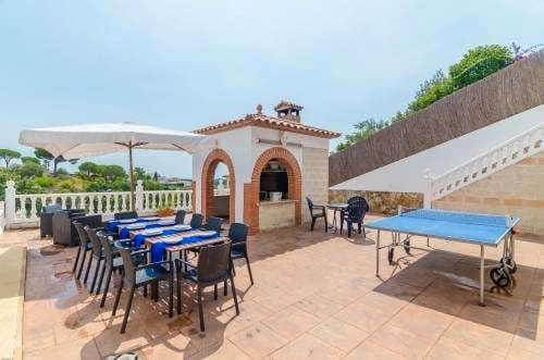 5 chambre Villa/Maison à vendre à Urbanitzacions del Nord, Lloret de Mar avec piscine - 550 000 € (Ref: 9715214)