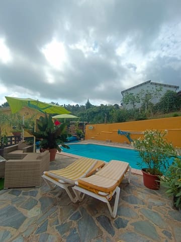 3 soveværelse Villa til salg i Urbanitzacions del Nord, Lloret de Mar med swimmingpool garage - € 270.000 (Ref: 9715217)