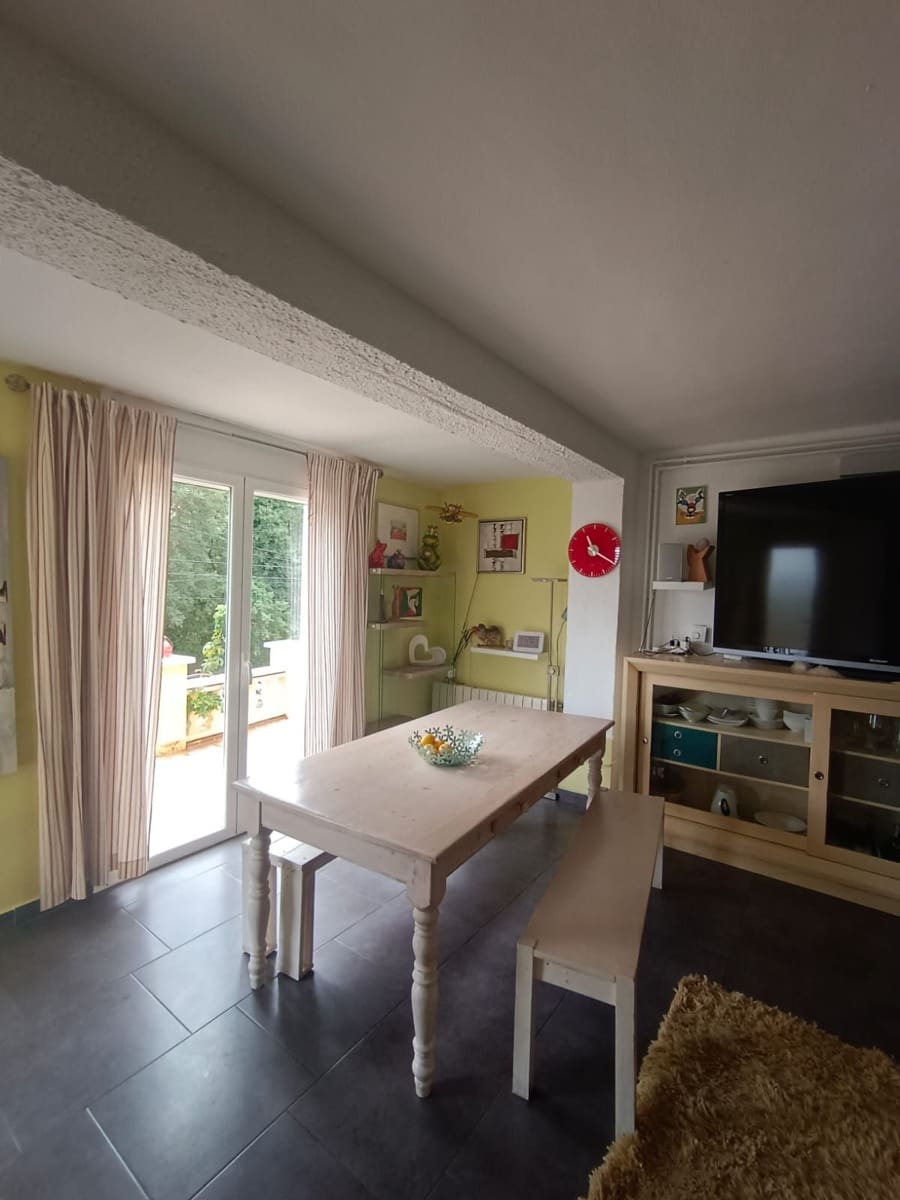 3 bedroom Villa for sale in Lloret de Mar with pool garage - € 270,000 (Ref: 9715217)