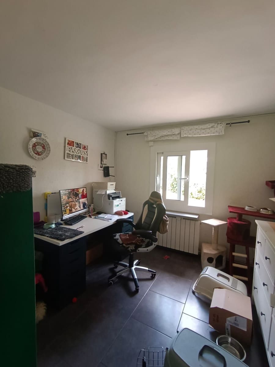 3 bedroom Villa for sale in Lloret de Mar with pool garage - € 270,000 (Ref: 9715217)