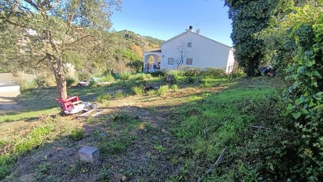 Byggegrund til salg i Urbanitzacions del Nord, Lloret de Mar - € 34.900 (Ref: 9715218)