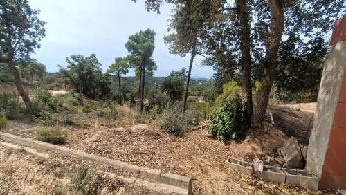 Ubebygd land til salgs i Lloret de Mar - € 18 000 (Ref: 9715225)