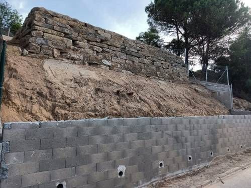 Byggetomt til salgs i Urbanitzacions del Nord, Lloret de Mar - € 40 000 (Ref: 9715226)