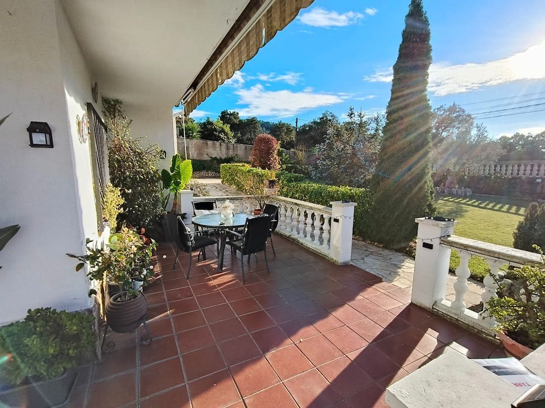 4 soveværelse Villa til salg i Macanet de la Selva - € 315.000 (Ref: 9715232)