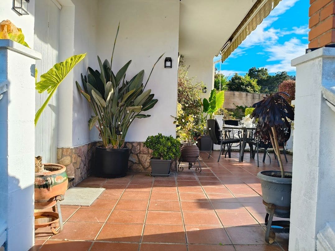 4 soveværelse Villa til salg i Macanet de la Selva - € 315.000 (Ref: 9715232)