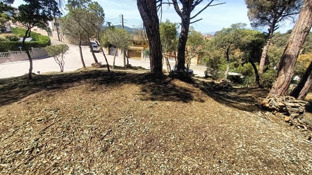 Byggetomt til salgs i Aiguaviva Parc, Vidreres - € 59 000 (Ref: 9715234)