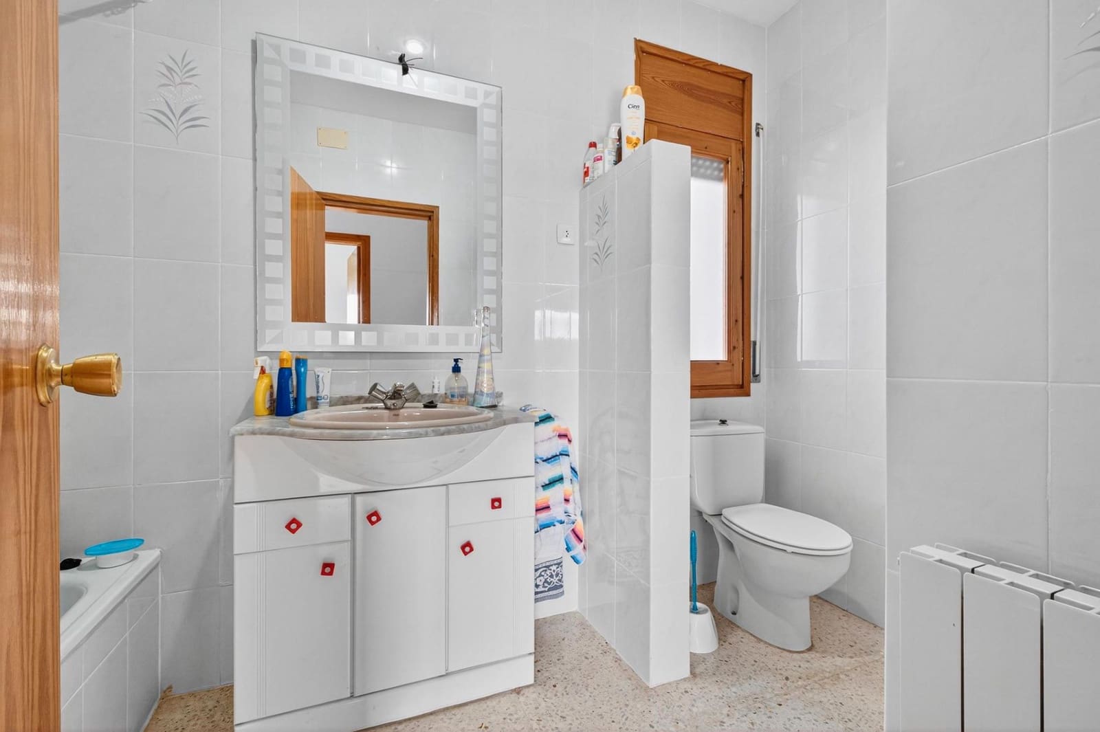 4 soverom Villa til salgs i Vidreres med garasje - € 325 000 (Ref: 9715235)