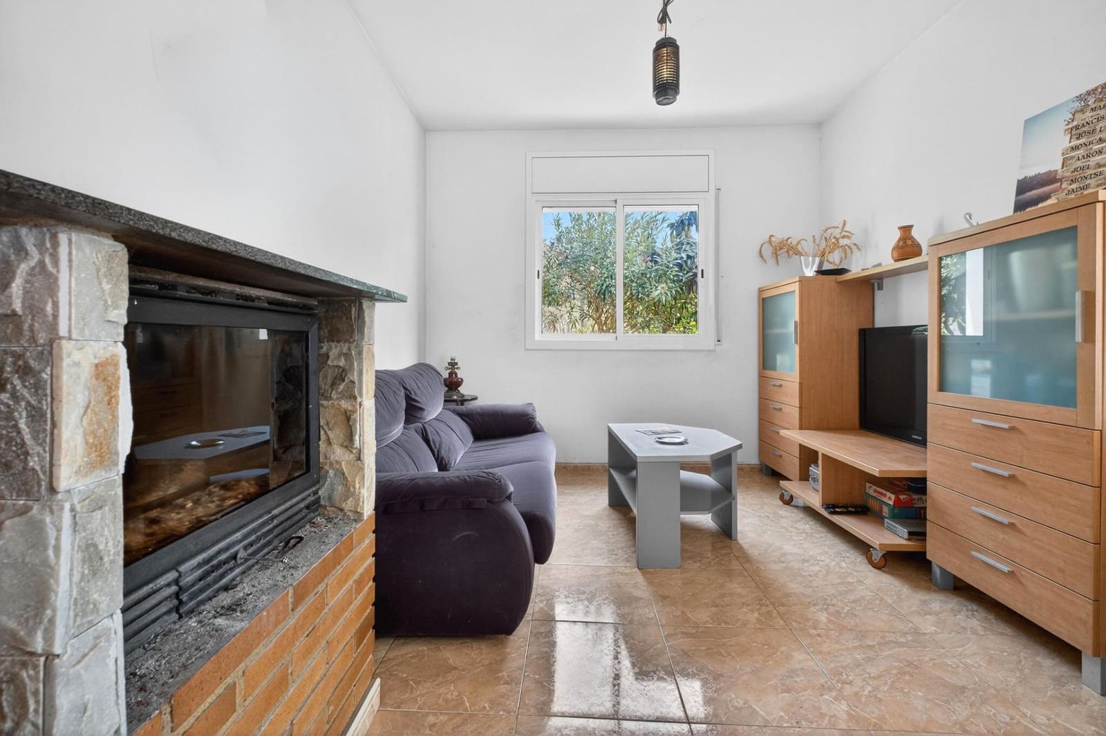 4 bedroom Villa for sale in Lloret de Mar with garage - € 269,000 (Ref: 9715237)