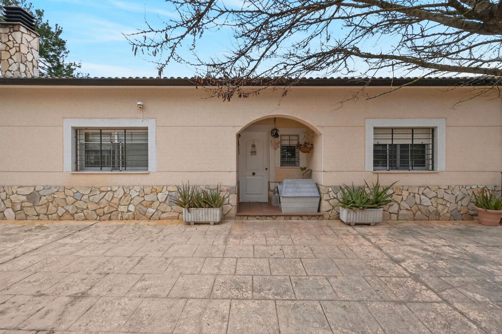 3 bedroom Villa for sale in Lloret de Mar with pool garage - € 290,000 (Ref: 9715238)