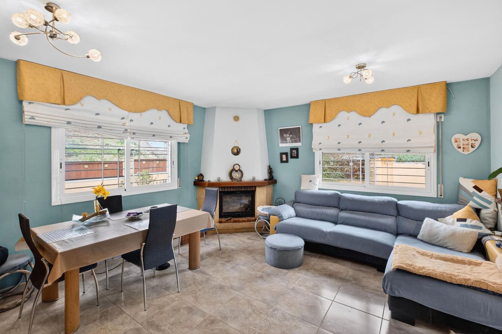 3 bedroom Villa for sale in Lloret de Mar with pool garage - € 290,000 (Ref: 9715238)