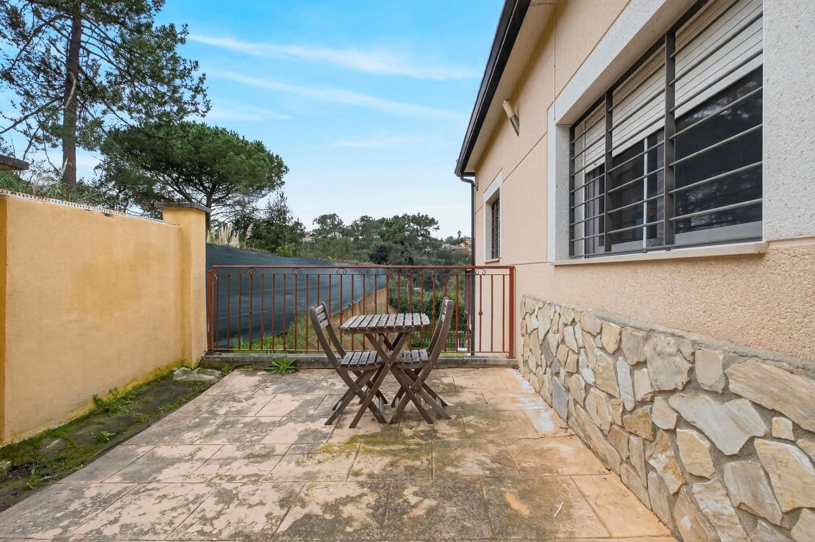 3 bedroom Villa for sale in Lloret de Mar with pool garage - € 290,000 (Ref: 9715238)