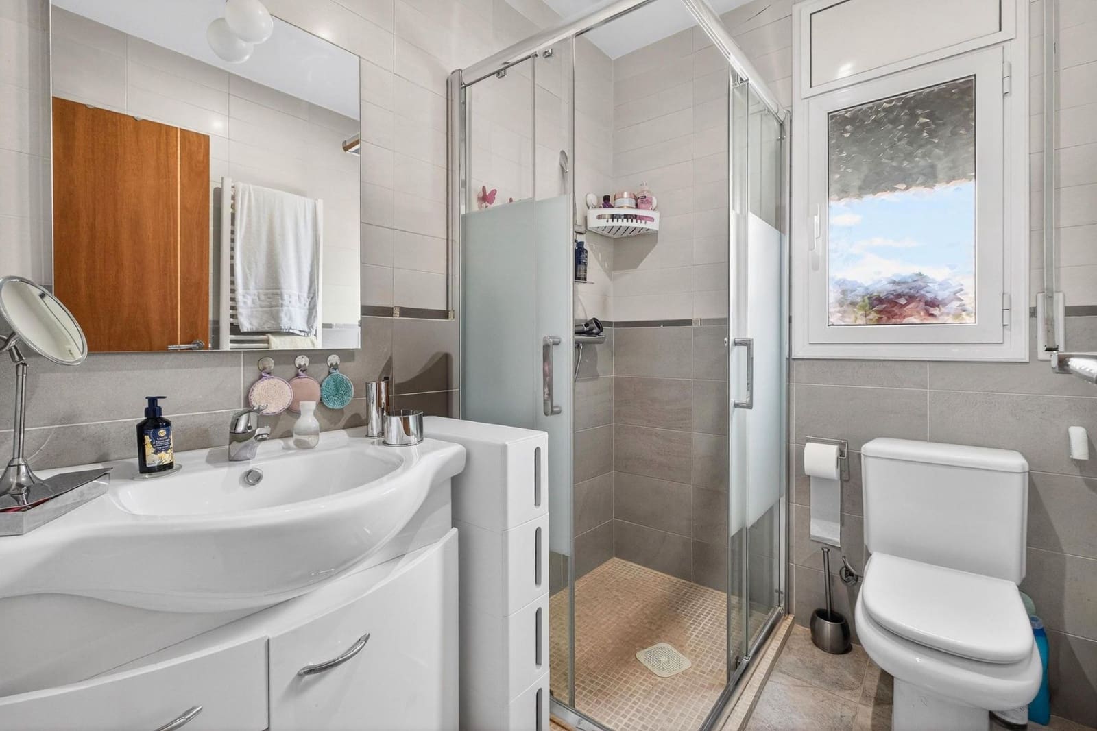 3 bedroom Villa for sale in Lloret de Mar with pool garage - € 290,000 (Ref: 9715238)