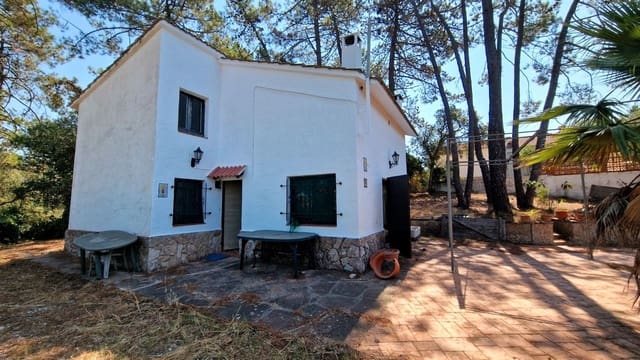 2 bedroom Finca/Country House for sale in Urbanitzacions del Nord, Lloret de Mar with garage - € 210,000 (Ref: 9715239)