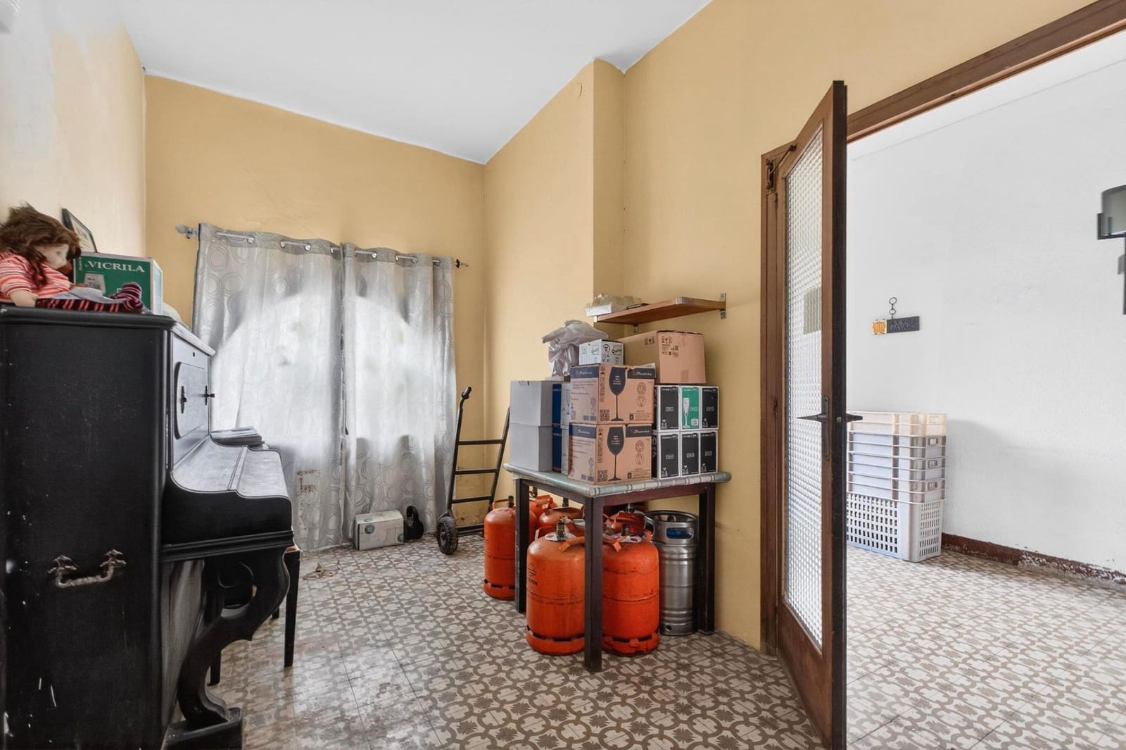 Restaurant/Bar for sale in Malgrat de Mar - € 1,080,000 (Ref: 9715240)