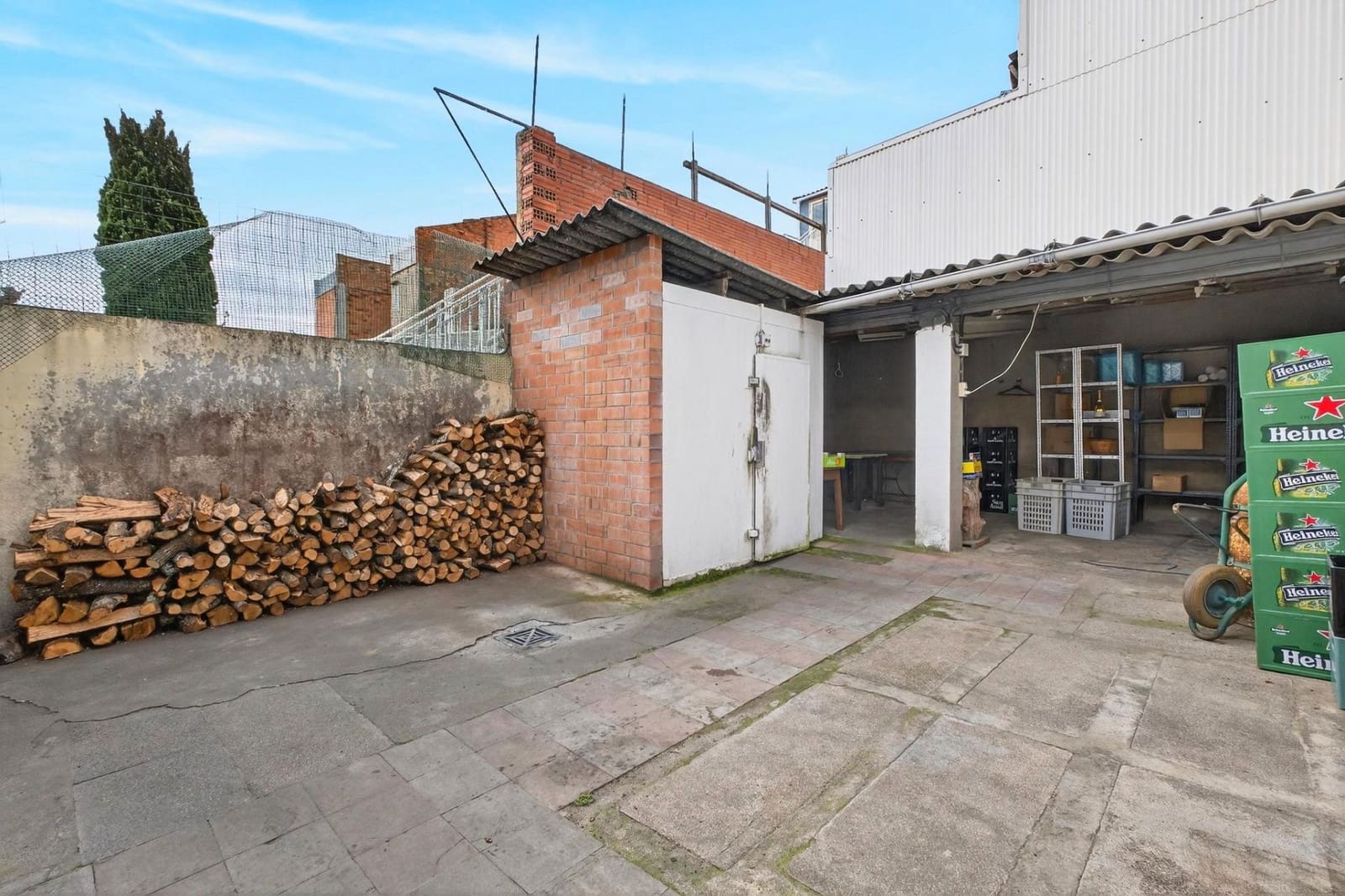 Restaurant/Bar for sale in Malgrat de Mar - € 1,080,000 (Ref: 9715240)