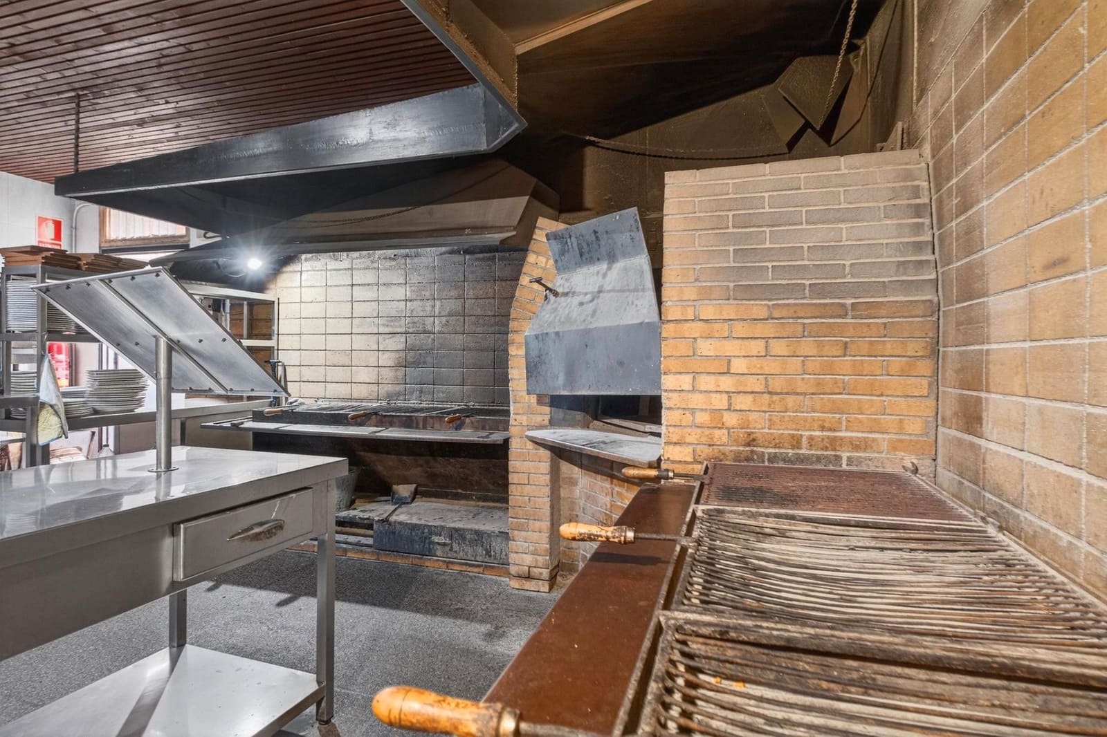 Restaurant/Bar for sale in Malgrat de Mar - € 1,080,000 (Ref: 9715240)