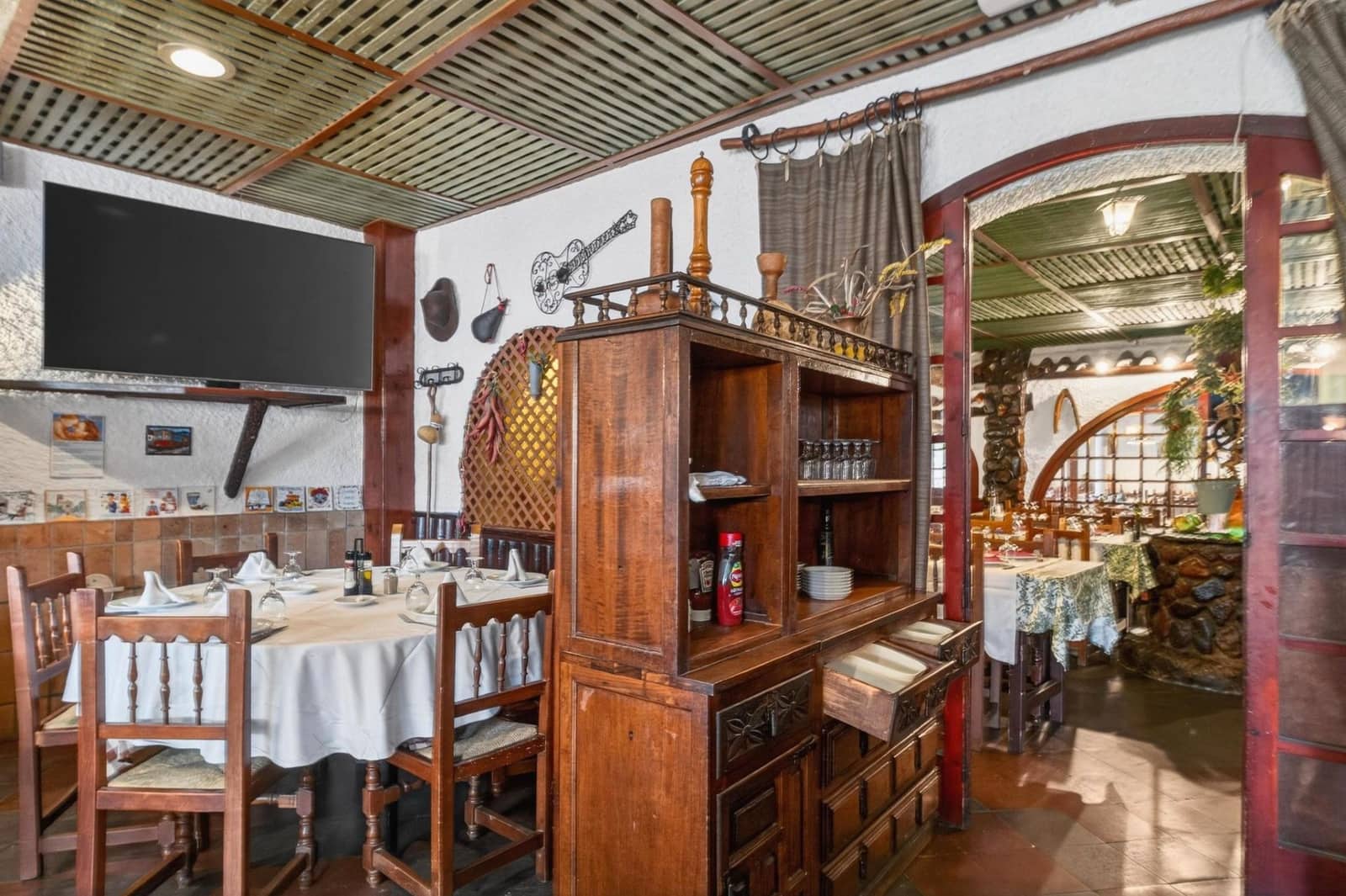 Restaurant/Bar for sale in Malgrat de Mar - € 1,080,000 (Ref: 9715240)