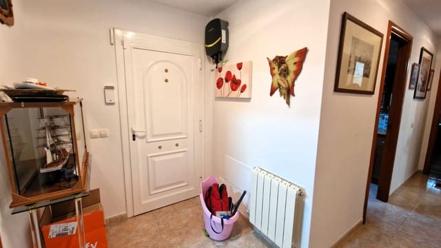 4 soverom Villa til salgs i Aiguaviva Parc, Vidreres med svømmebasseng - € 315 000 (Ref: 9715241)