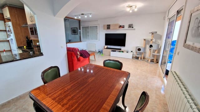 4 soverom Villa til salgs i Aiguaviva Parc, Vidreres med svømmebasseng - € 315 000 (Ref: 9715241)