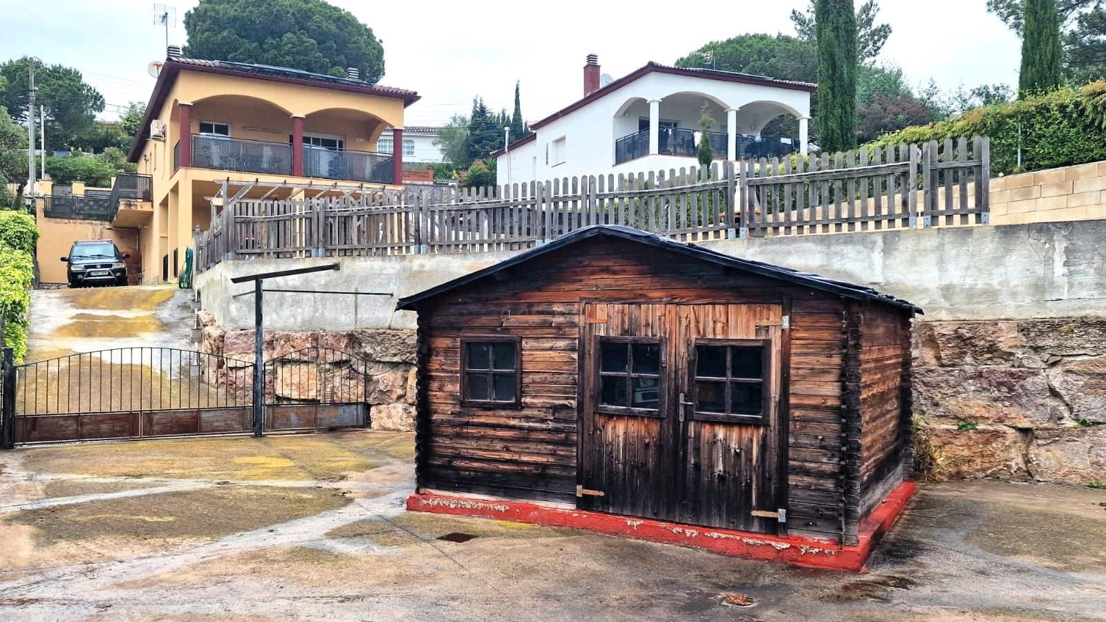 4 soverom Villa til salgs i Vidreres med svømmebasseng - € 315 000 (Ref: 9715241)