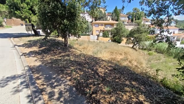 Byggetomt til salgs i Urbanitzacions del Nord, Lloret de Mar - € 33 000 (Ref: 9715242)