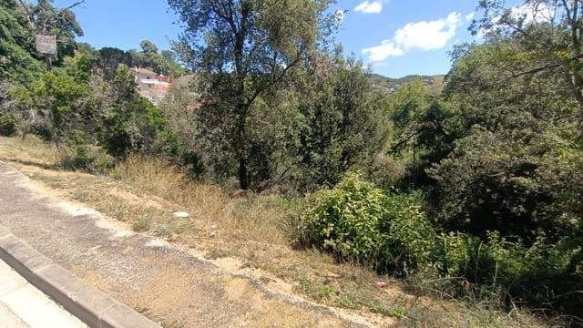 Byggetomt til salgs i Urbanitzacions del Nord, Lloret de Mar - € 33 000 (Ref: 9715242)