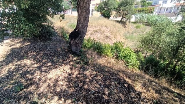 Byggetomt til salgs i Urbanitzacions del Nord, Lloret de Mar - € 85 000 (Ref: 9715244)