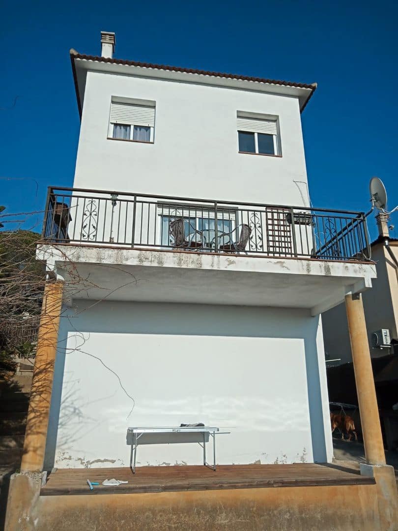 3 bedroom Villa for sale in Lloret de Mar with pool garage - € 380,000 (Ref: 9715246)