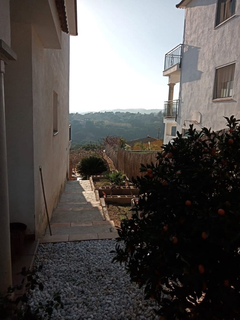 3 bedroom Villa for sale in Lloret de Mar with pool garage - € 380,000 (Ref: 9715246)