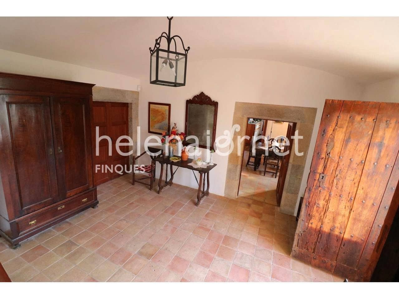 8 chambre Finca/Maison de Campagne à vendre à Llagostera avec garage - 1 070 000 € (Ref: 9715252)