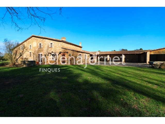 8 chambre Finca/Maison de Campagne à vendre à Llagostera avec garage - 1 070 000 € (Ref: 9715252)
