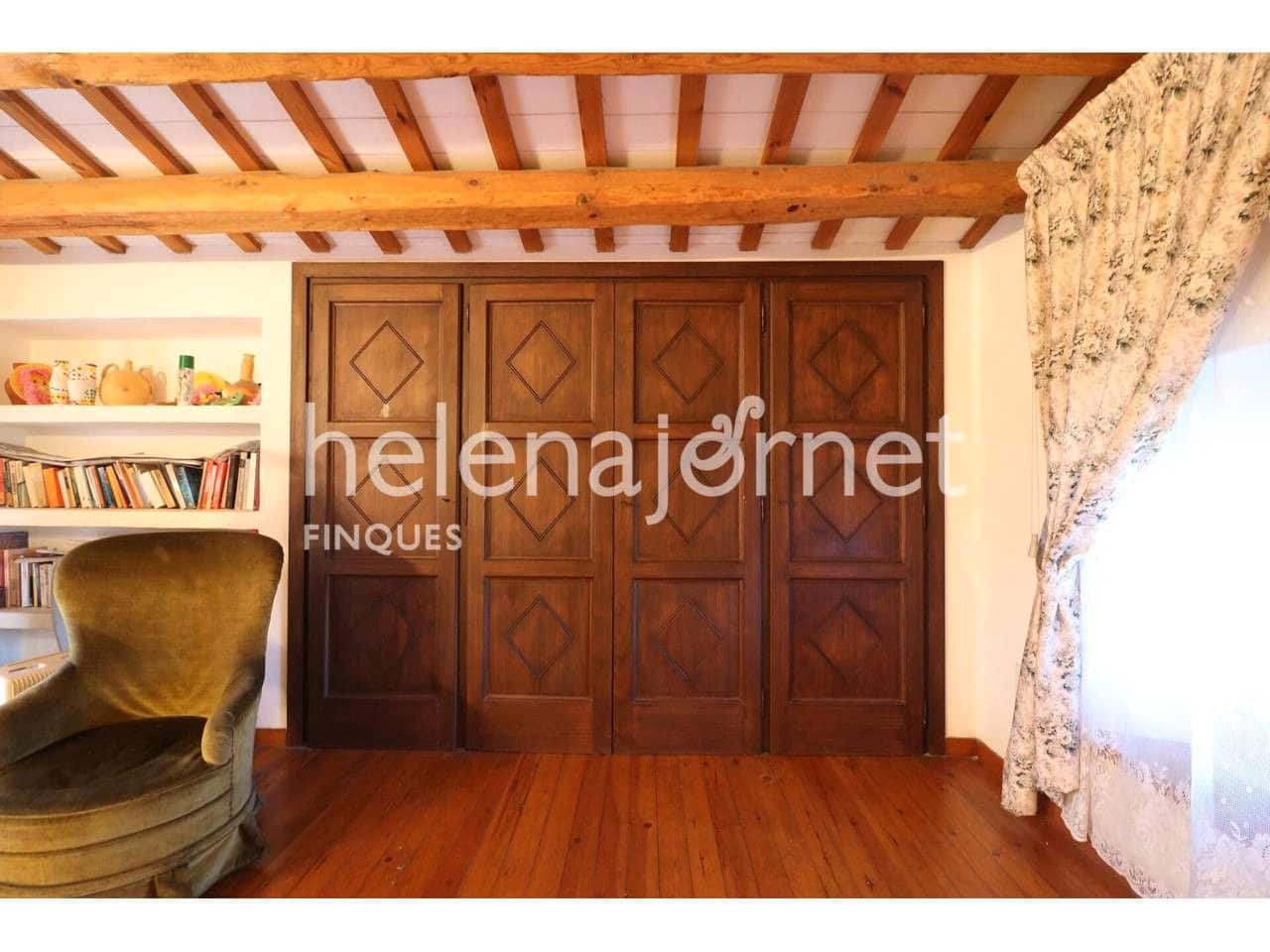 8 chambre Finca/Maison de Campagne à vendre à Llagostera avec garage - 1 070 000 € (Ref: 9715252)