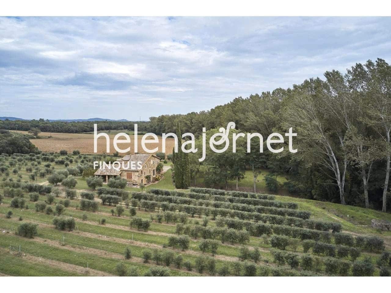 8 chambre Finca/Maison de Campagne à vendre à Llagostera avec garage - 1 070 000 € (Ref: 9715252)