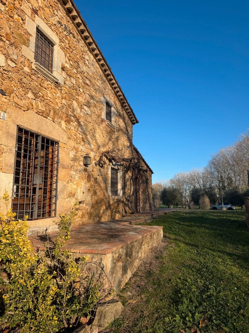 8 chambre Finca/Maison de Campagne à vendre à Llagostera avec garage - 1 070 000 € (Ref: 9715252)