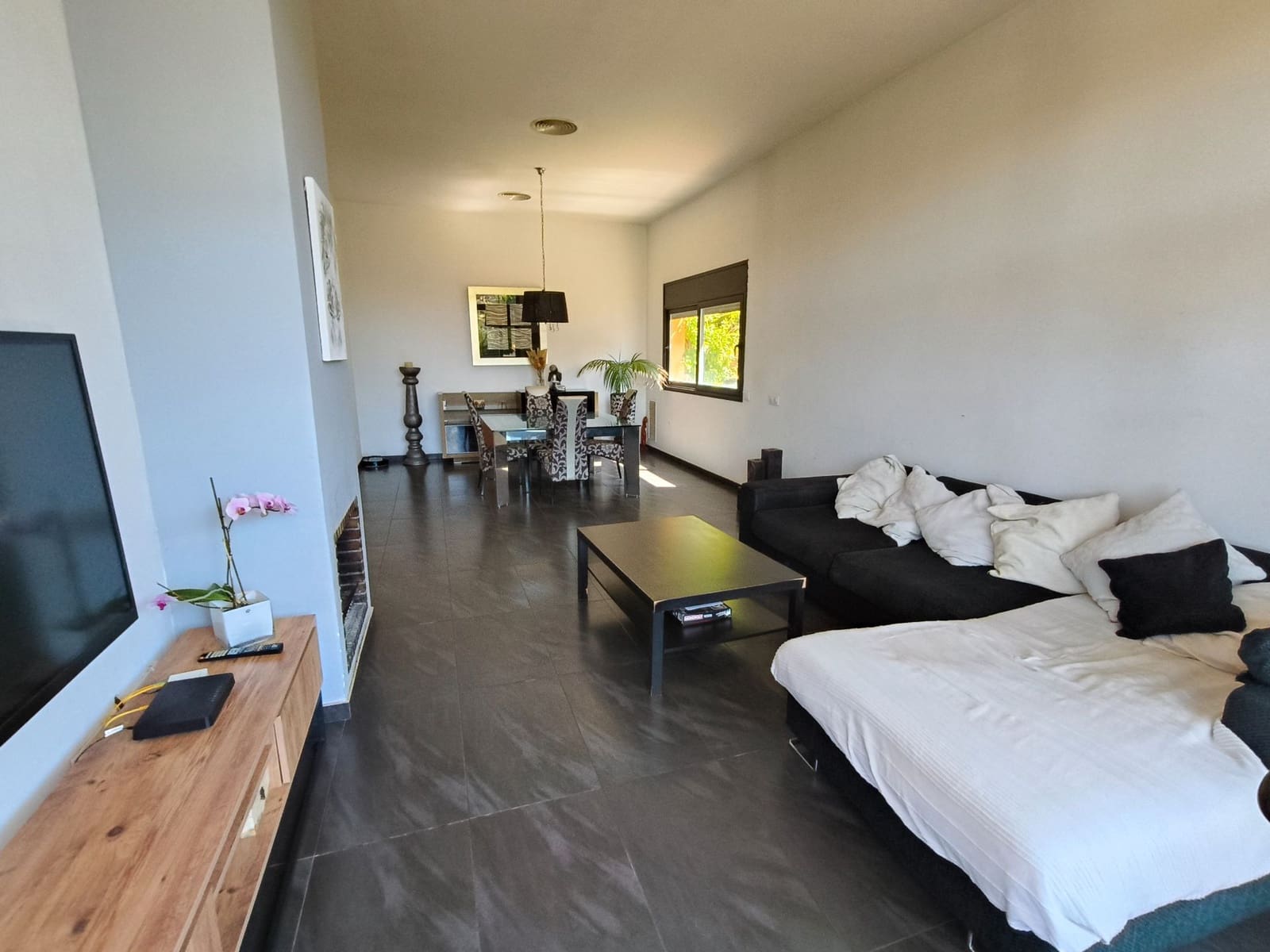 4 bedroom Villa for sale in Lloret de Mar with garage - € 440,000 (Ref: 9715255)