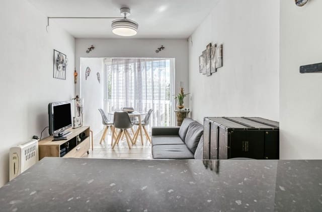 1 makuuhuone Huoneisto myytävänä paikassa Empuriabrava, Castelló d'Empúries - 120 000 € (Ref: 9715258)