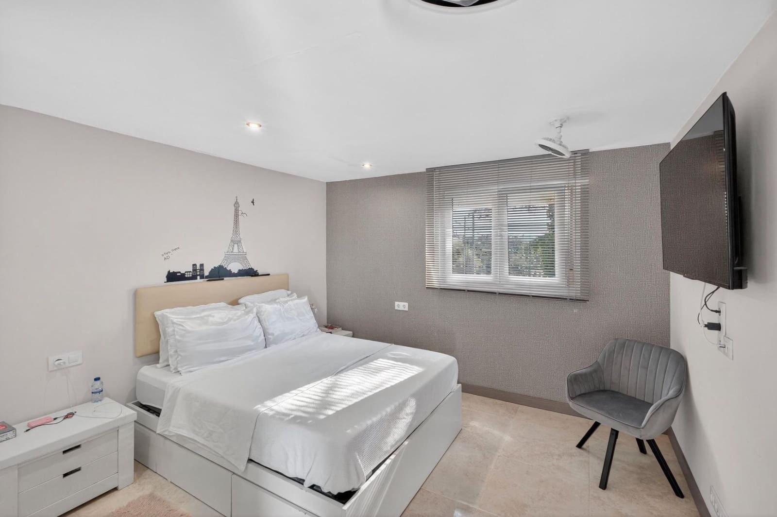 3 bedroom Villa for sale in Lloret de Mar with garage - € 315,000 (Ref: 9715260)