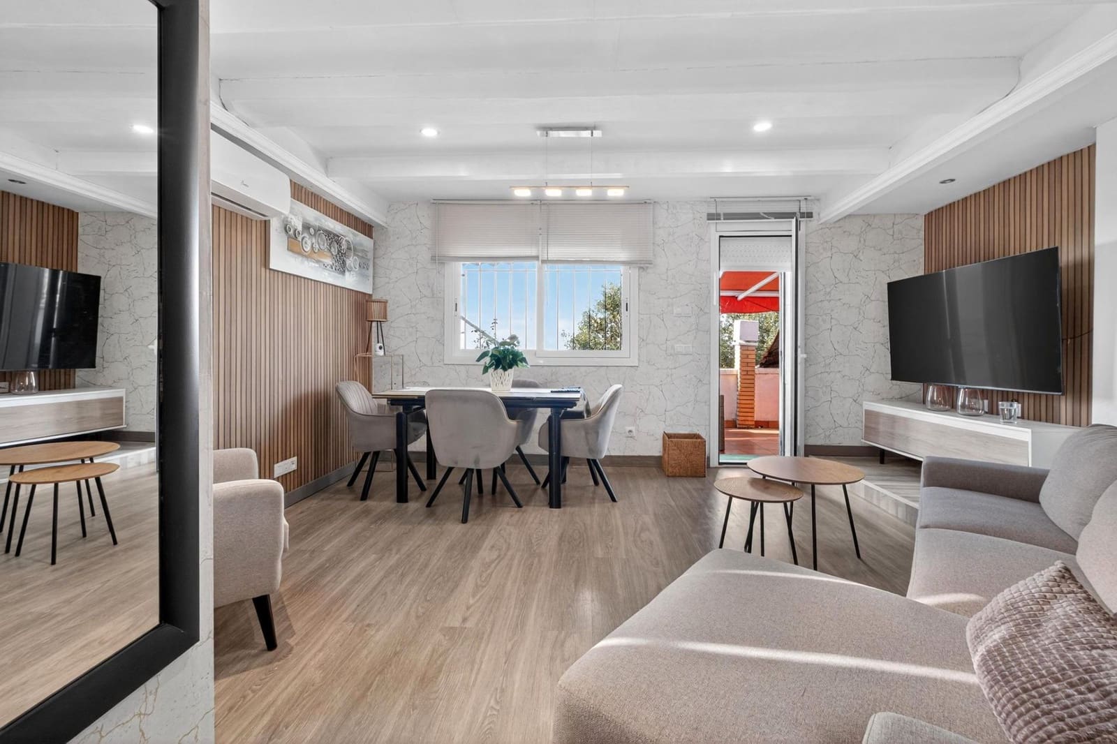 3 bedroom Villa for sale in Lloret de Mar with garage - € 315,000 (Ref: 9715260)