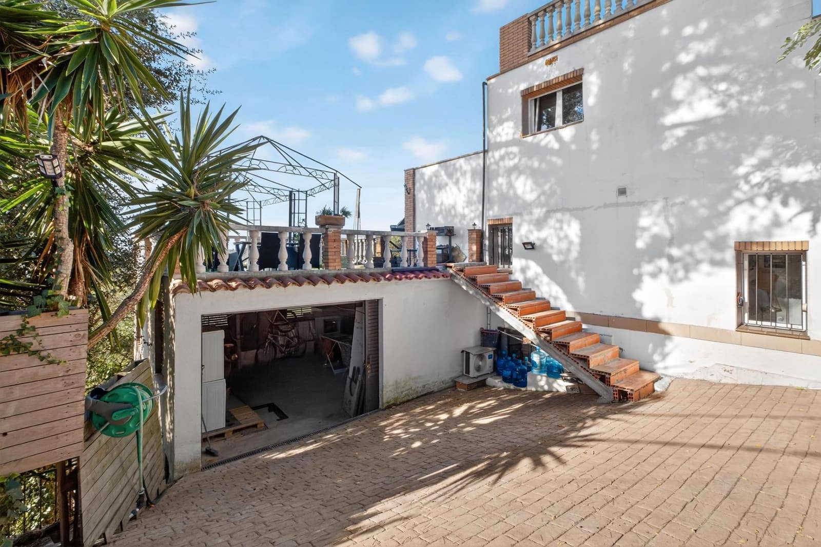 3 bedroom Villa for sale in Lloret de Mar with garage - € 315,000 (Ref: 9715260)